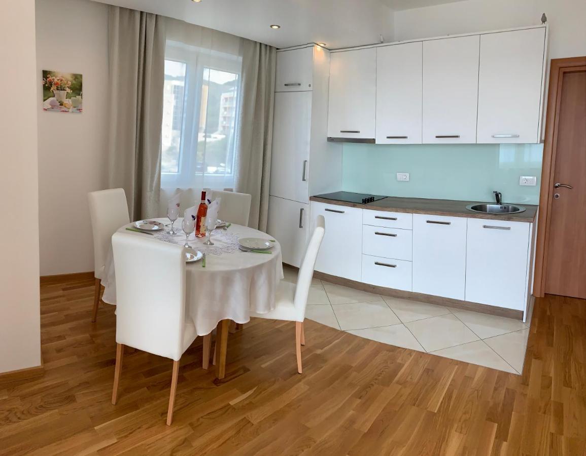 Appartement Ive Lole Ribara 38 à Bečići Extérieur photo